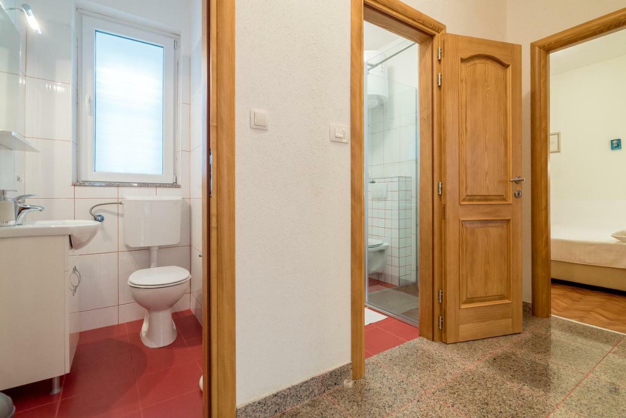 Adam Apartments Stobreč Extérieur photo